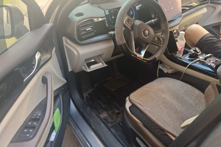 Used BYD Qin PLUS 2024 HONOR Edition DM-i 55KM Leading Model
