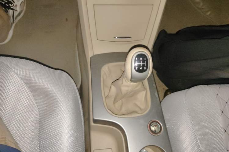 Used Roewe 350 2013 350S 1.5L Manual Xunchi Edition