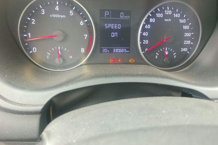 Used Hyundai Celesta 2018 1.6L Automatic GL Enjoyment Edition China VI compliant