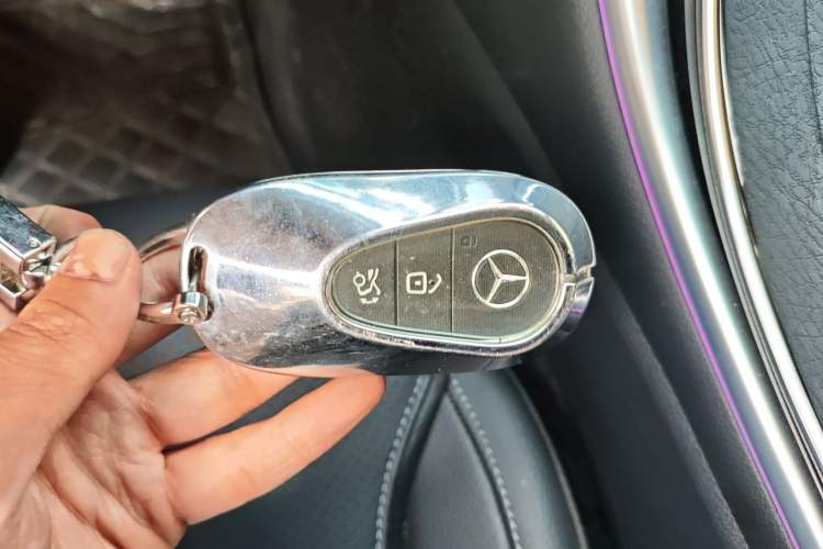 Used Mercedes-Benz C-Class 2024 Restyled C-Class 260 L Sport Edition Vehicle Key