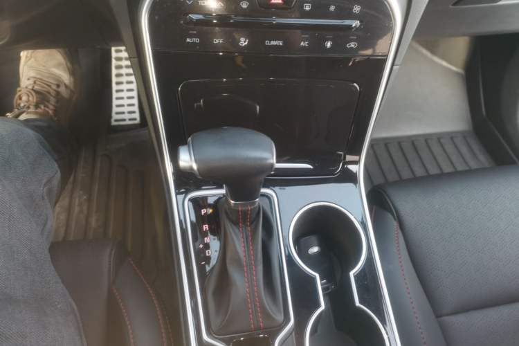 Used Kia KX5 2019 1.6T Automatic Two-Wheel Drive Luxury Edition