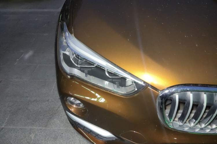 Used BMW X1 2016 xDrive20Li Luxury Model Right Front Headlight