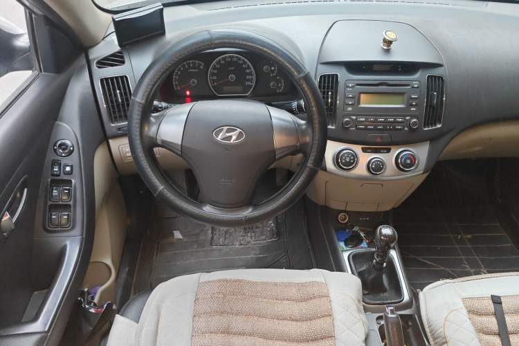 Used Hyundai Celesta 2011 1.6L Manual Comfort Edition