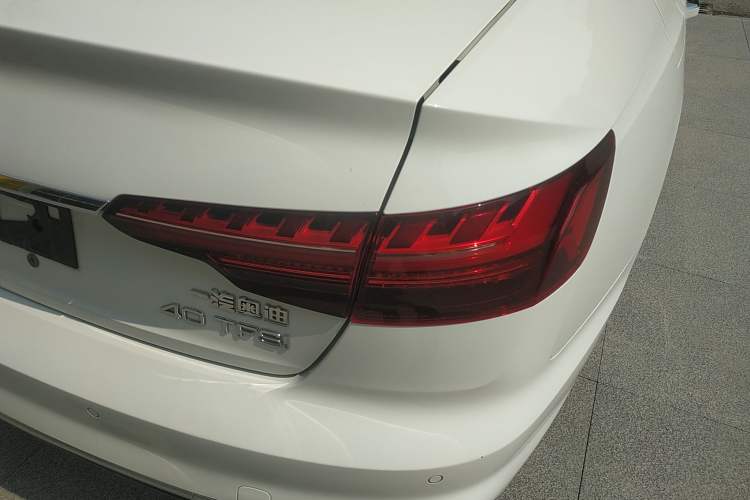 Used Audi A4L 2020 40 TFSI Luxury Dynamic Model