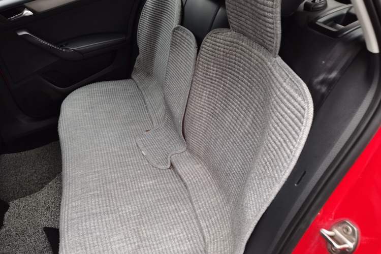 Used Skoda Rapid Spaceback 2014 1.6L Automatic Enjoyment Edition Left Rear Seat