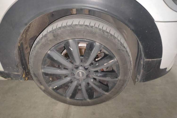 Used MINI Countryman 2018 1.5T COOPER ALL4 Artist Right Front Wheel Hub