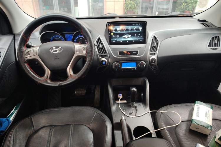 Used Hyundai ix35 2012 2.0L Automatic Two-Wheel Drive Elite Edition GLS
