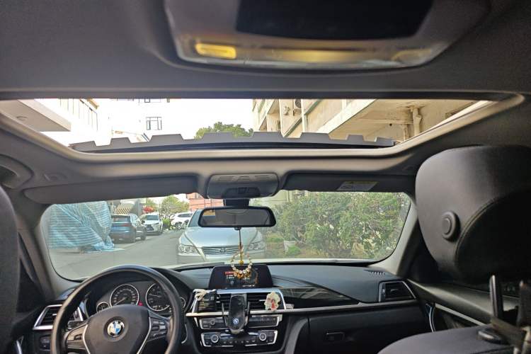 Used BMW 3 Series 2018 318i