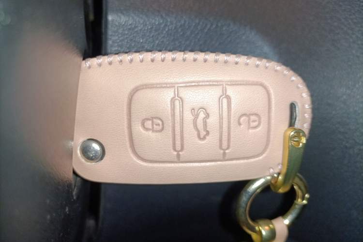 Used Volkswagen Touran 2013 1.4T DSG Comfort Edition 5-Seater Vehicle Key