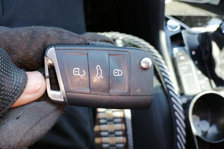 Used Volkswagen Tiguan L 2018 330TSI Automatic Two-Wheel Drive Luxury Edition