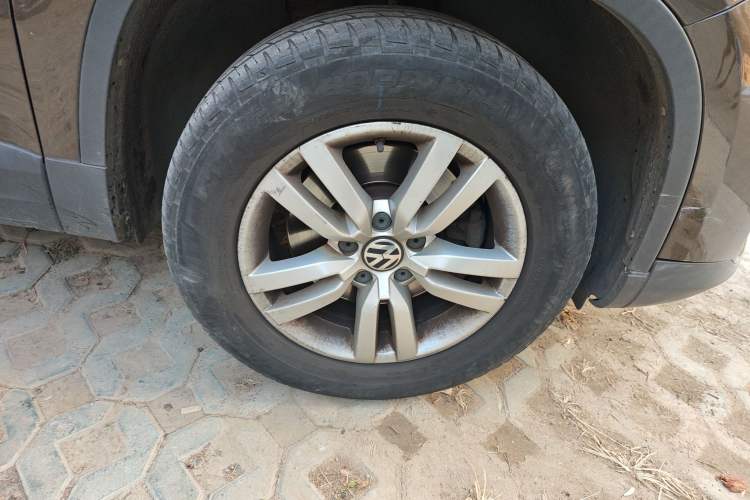 Used Volkswagen Tiguan L 2015 1.8TSI Automatic Two-Wheel Drive Trend Edition