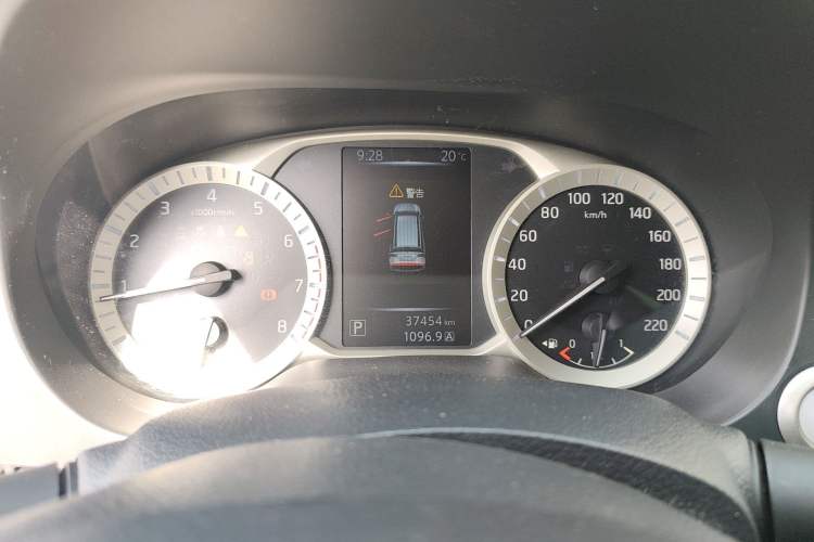 Used Nissan Terra 2020 2.5L XL Upper Automatic Two-Wheel Drive Luxury Edition Instrument Cluster