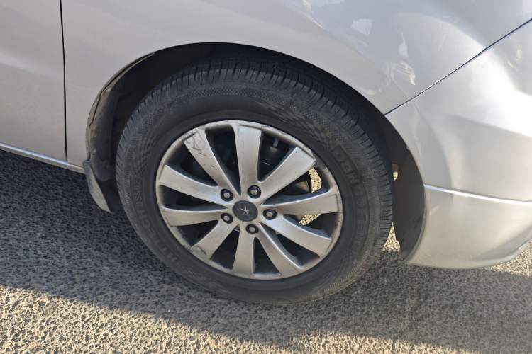 Used JAC Refine M5 2016 2.0T Gasoline Automatic Business Edition