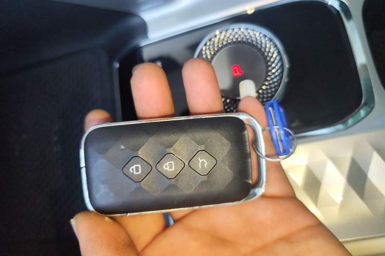 Used Wuling Xingyun 2023 2.0L DHT Flagship Edition
