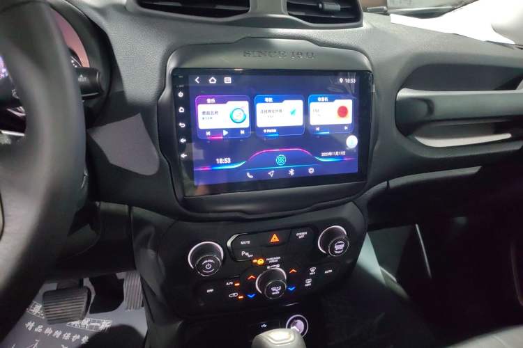 Used Jeep Renegade 2018 Connected Large Screen Version 180T Automatic Smart Version