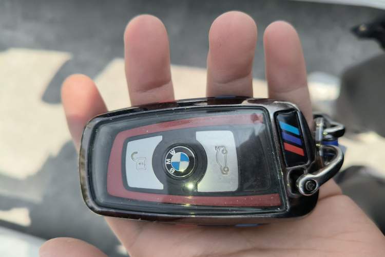 Used BMW 3 Series 2015 320i Sport Design Package
