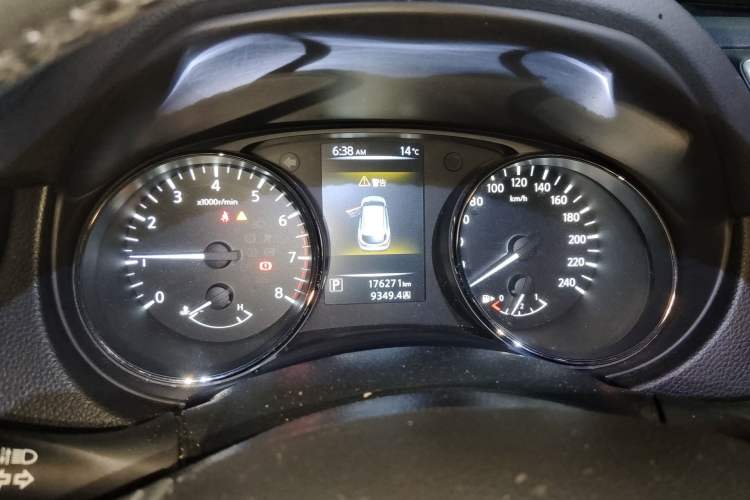 Used Nissan Qashqai 2017 2.0L CVT Smart Enjoyment Version China V Standard Instrument Cluster