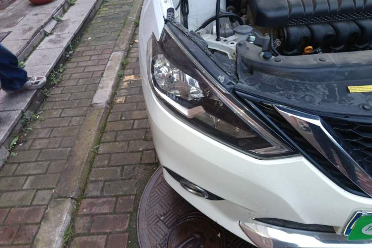 Used Nissan Sylphy 2016 1.6 XL CVT Deluxe Edition Right Front Headlight
