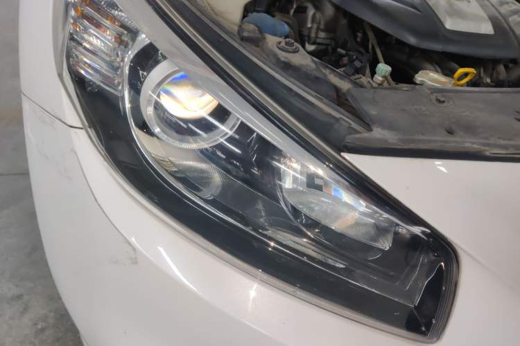 Used Kia K4 2014 1.6T Automatic Turbo Right Front Headlight