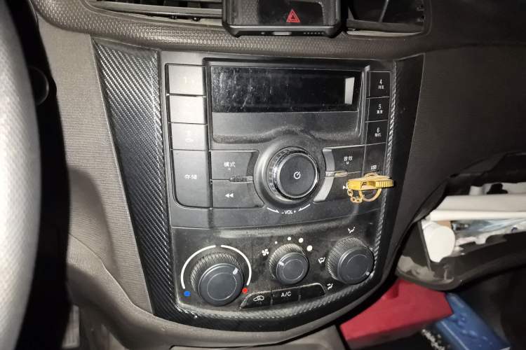 Used Wuling Hongguang 2016 1.5L S1 Deluxe Model China V-standard