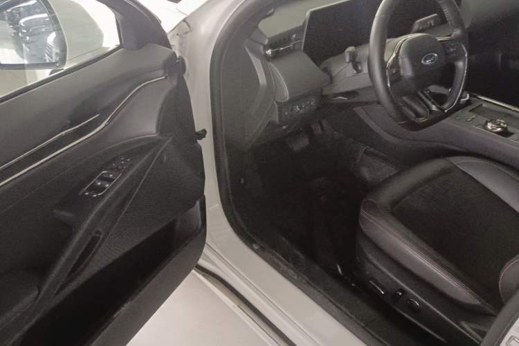 Used Ford Mondeo 2023 EcoBoost 180 Comfort Model
