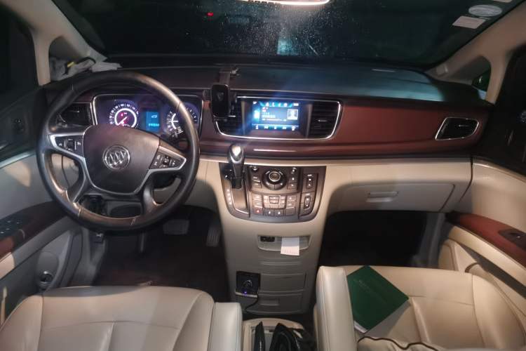 Used Buick GL8 2017 25S Luxury Version China V Standard
