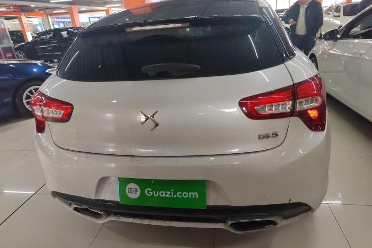 Used DS 5 2015 1.6T Luxury Edition THP160