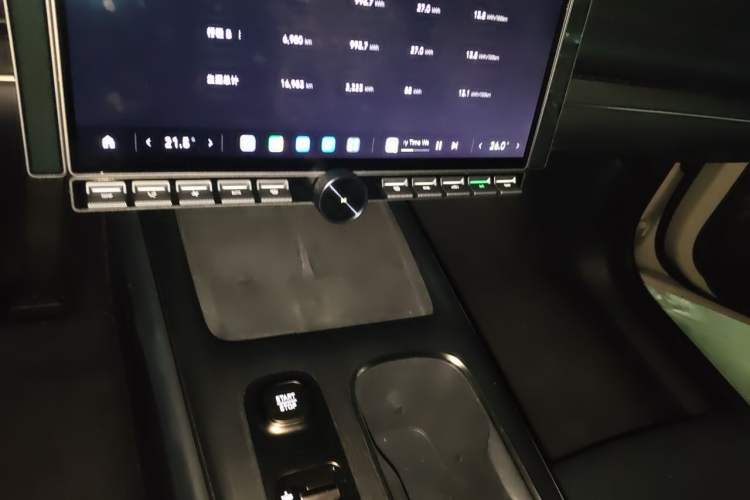 Used Xiaomi Auto SU7 2024 Rear-Drive Standard Founder Edition
