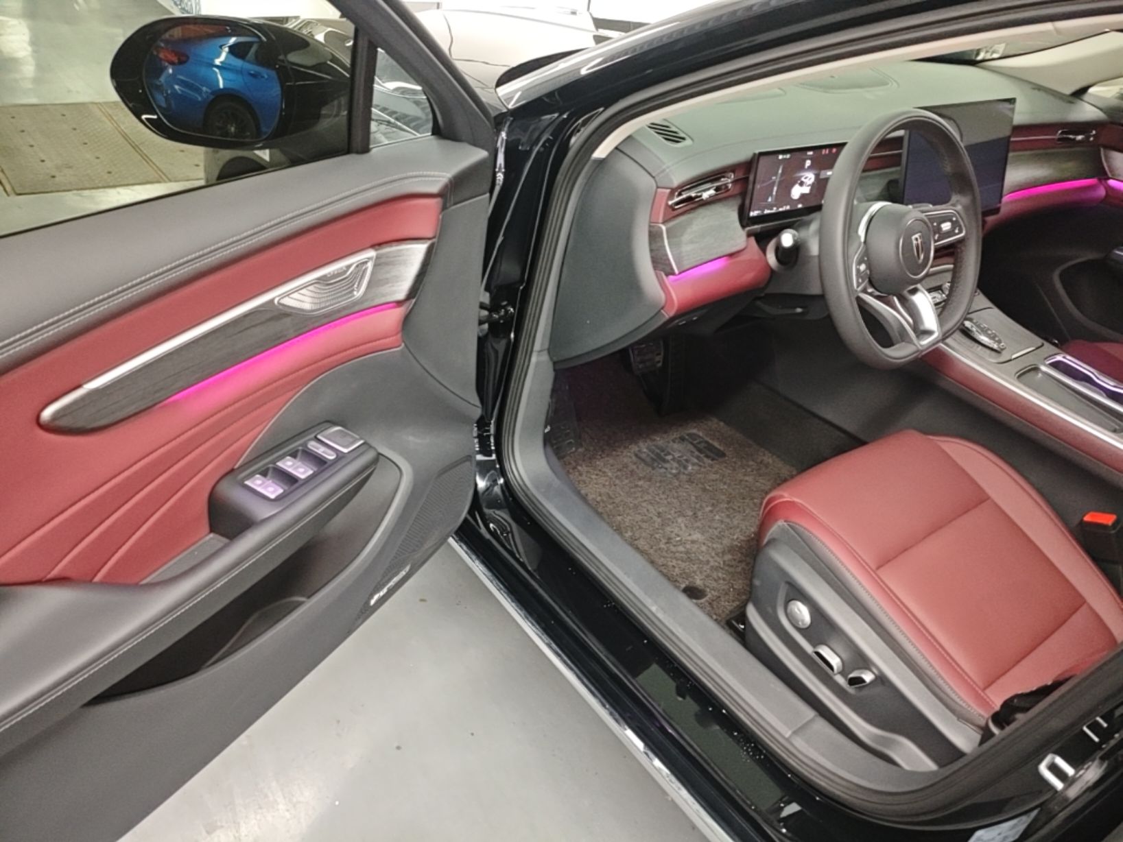 Hongqi H5 2026 Model 2.0T Automatic Qi Ling Pro Edition — снимка 18
