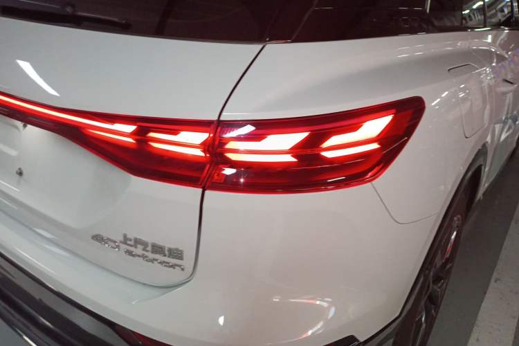 Used Audi Q5 e-tron 2022 40 e-tron Starlight Edition Mech Kit
