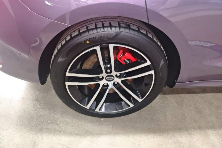 Used Hima AITO M5 2025 Extended-Range Ultra All-Wheel-Drive Version Exterior 5