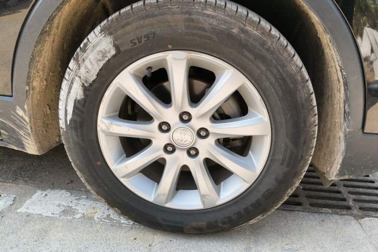 Used Buick Envision 2021 532T Two-Wheel-Drive Elite Version Right Front Wheel Hub