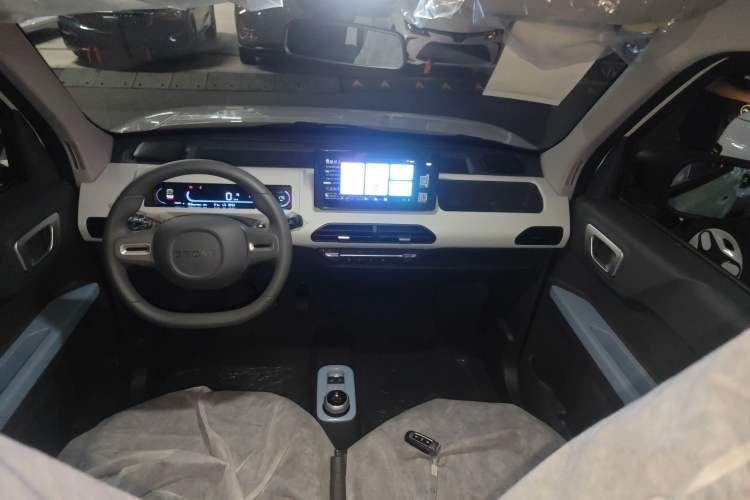 Used Geely Galaxy Panda 2024 Panda Mini 200km Endurance Bear