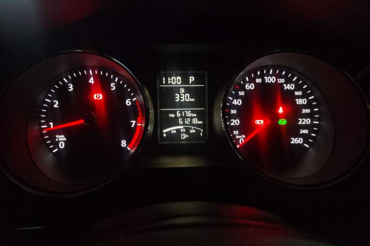 Used Volkswagen Sagitar 2018 1.6L Automatic Comfort Model Instrument Cluster