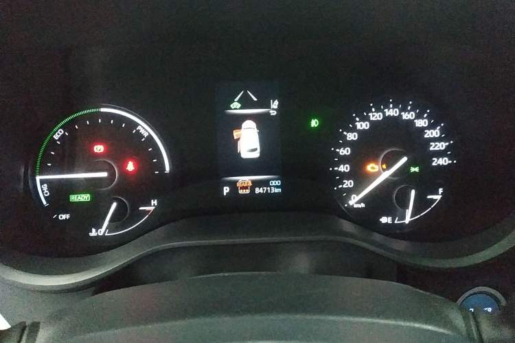 Used Toyota Granvia 2022 2.5L Hybrid Premium Edition Instrument Cluster