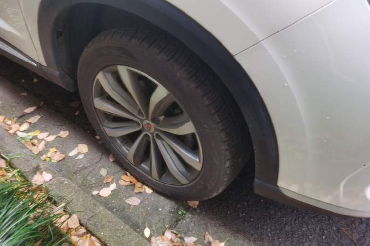 Used Roewe RX5 MAX 2019 300TGI Automatic 4G Connect Luxury Edition Right Front Wheel Hub