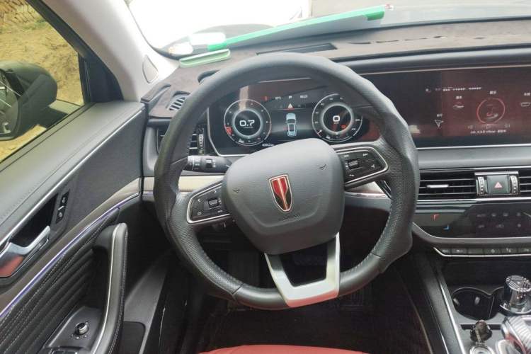 Used Hongqi HS5 2022 Revised Version 2.0T Smart Connect Flagship Edition
