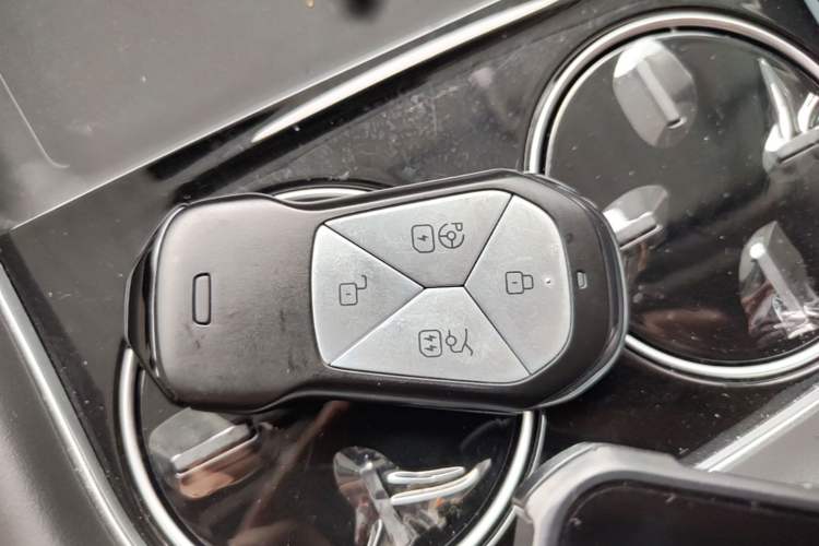 Used XPeng P7 2023 P7i 702 Max Vehicle Key