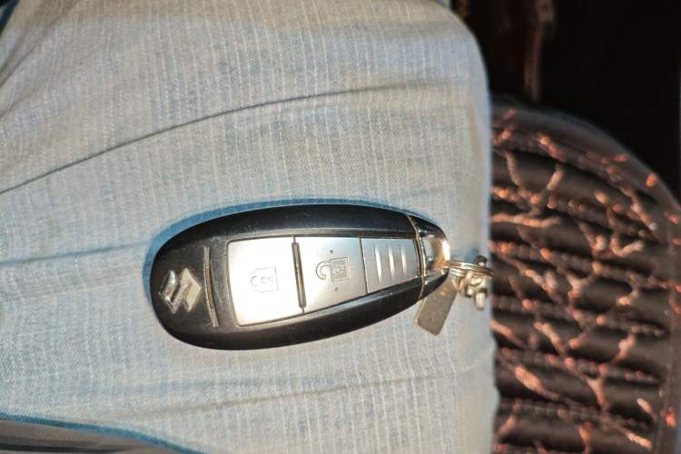 Used Suzuki S-Cross 2014 1.6L CVT Four-Wheel Drive Luxury Version Vehicle Key