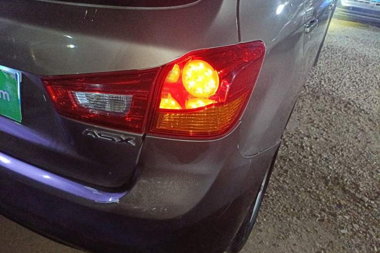 Used Mitsubishi ASX 2013 2.0L CVT Two-Wheel Drive Elite Edition