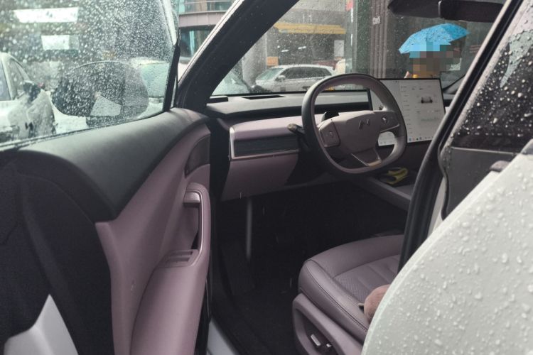 Used ONVO L60 2024 60 kWh Rear-Drive Version
