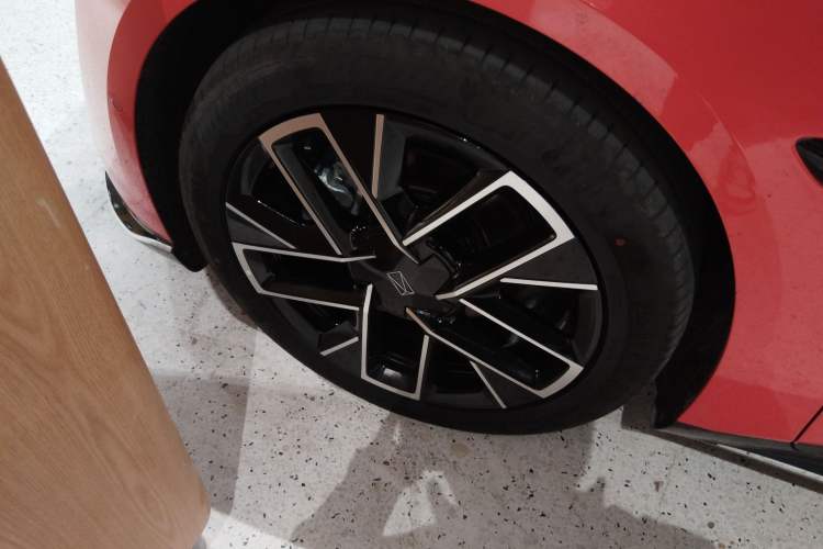 Used Avatr 06 2025 Pro Range-Extended Edition