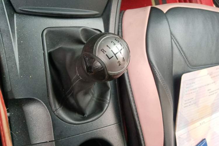 Used Bestune B50 2011 1.6L manual fashion version
