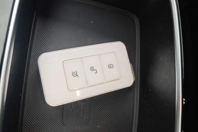 Used BYD Tang New Energy 2019 DM 2.0T All-Wheel Drive Connected Innovation Edition 7 Seats China VI Standard