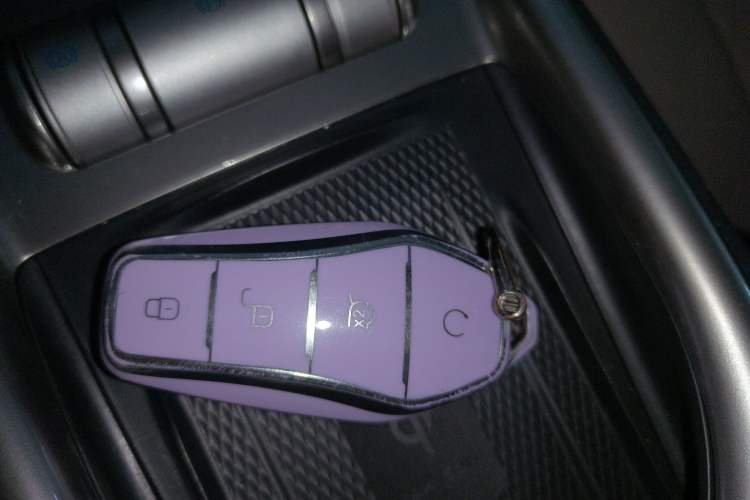 Used BYD Dolphin 2024 Honor Edition 420km Fashion Version
