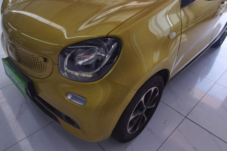 Used smart forfour 2016 1.0L 52 kW Passion Edition
