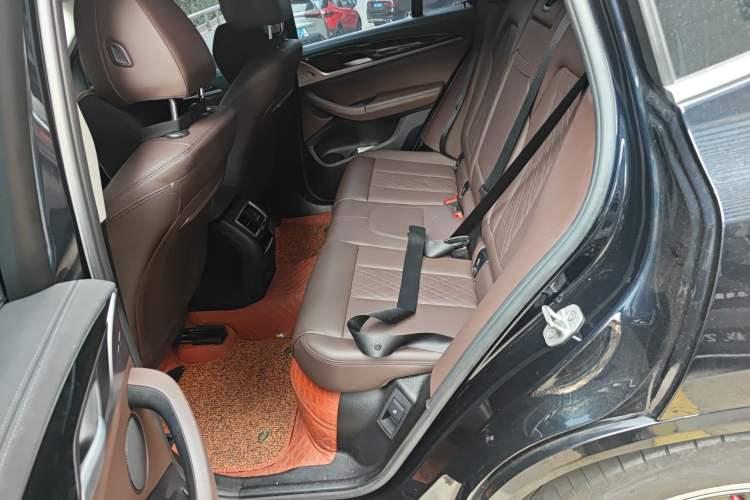 Used BMW iX3 2022 Updated Leading Version Left Rear Seat