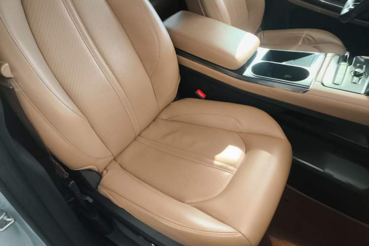 Used Nio ES6 2022 75 kWh Sport Edition
