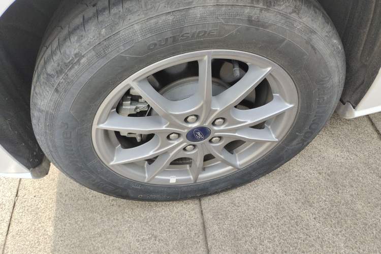 Used Ford Focus 2021 Hatchback EcoBoost 180 Automatic Titanium Edition
