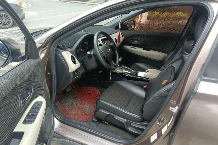 Used Honda XR-V 2015 1.8L EXi CVT Comfort Version
